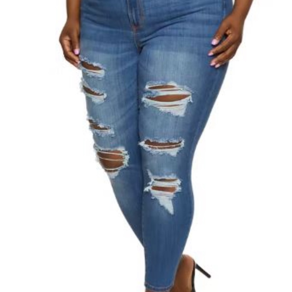 Plus size skinny jeans.